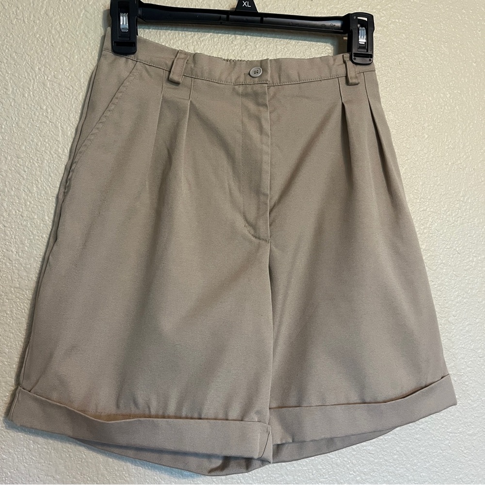 Angelica Women's Beige Pleated Shorts